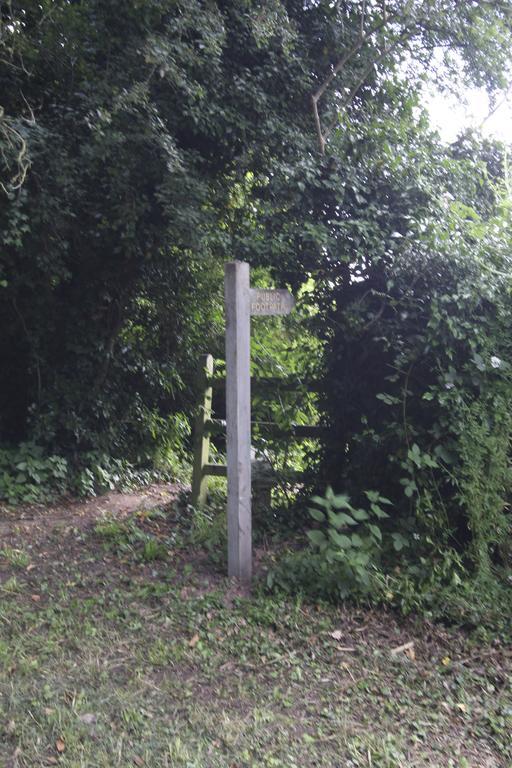 מרידן Broadwell Guest House מראה חיצוני תמונה